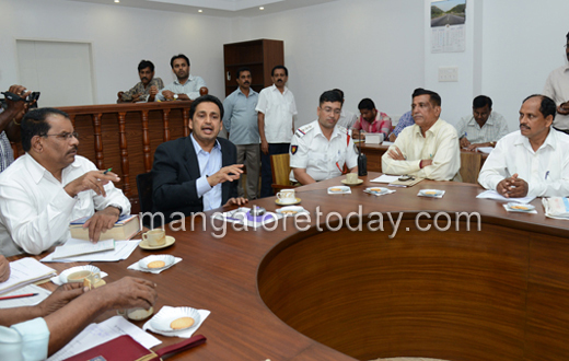 Auto drivers association at DC office